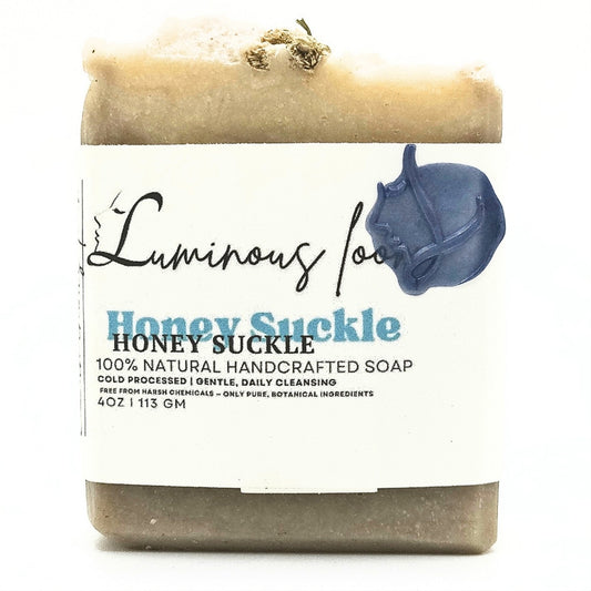 Honeysuckle Clay Soap – Soft Floral Scent & Bentonite Detox Glow